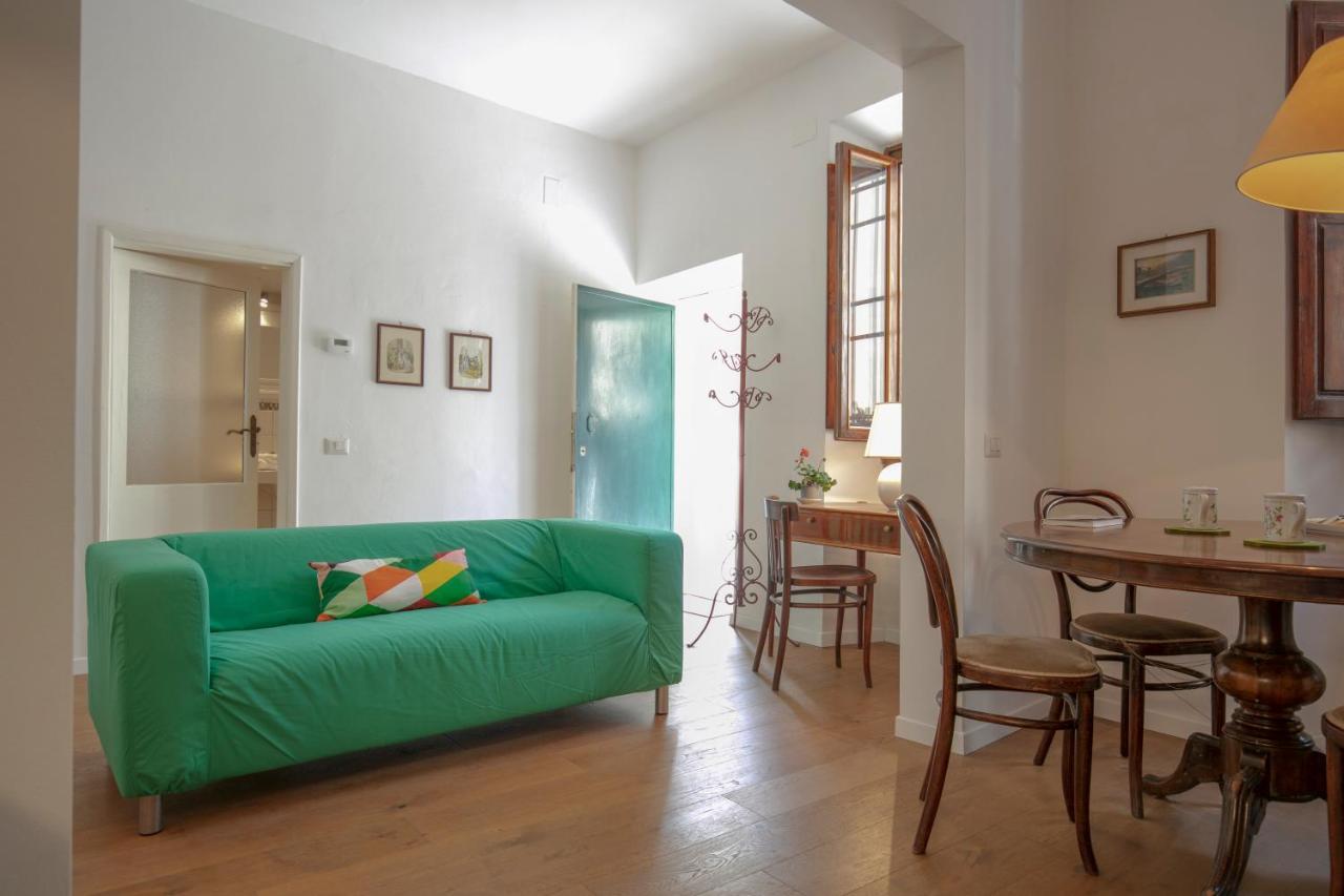 Apartment Roommo Viuzzo Delle Canne *